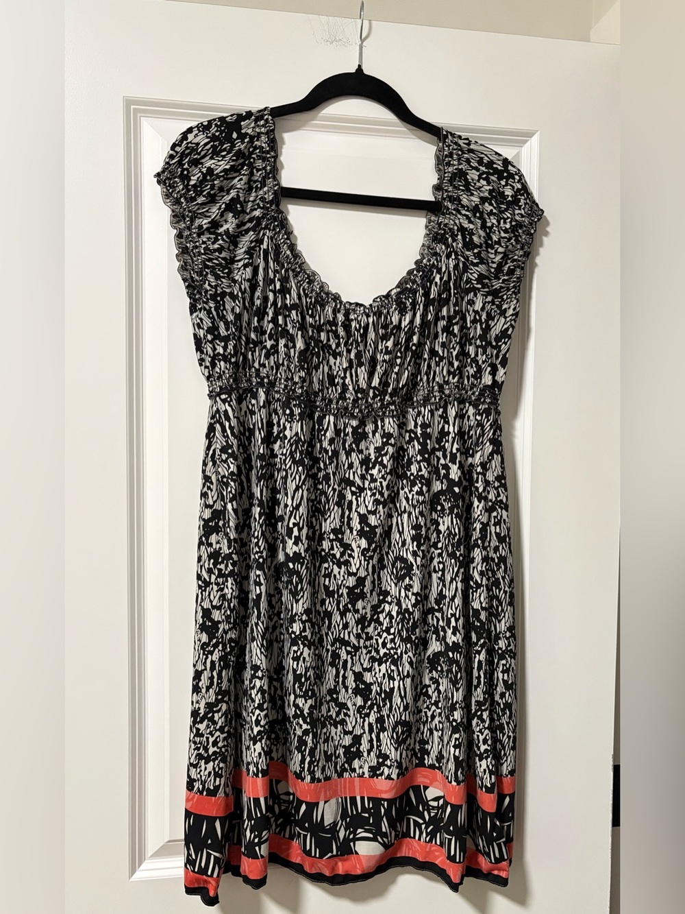 Max Edition Black & White Midi Dress with Coral Hem Trim